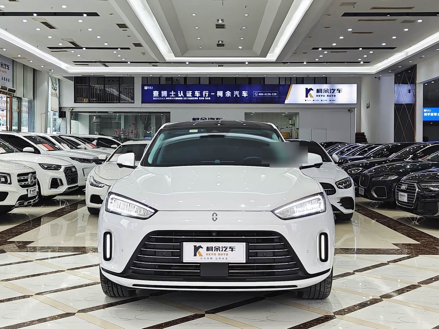 2022 AITO Wenjie AITO M5 front exterior