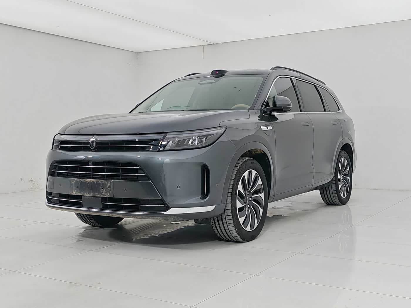 2023 AITO Wenjie AITO M7 front exterior