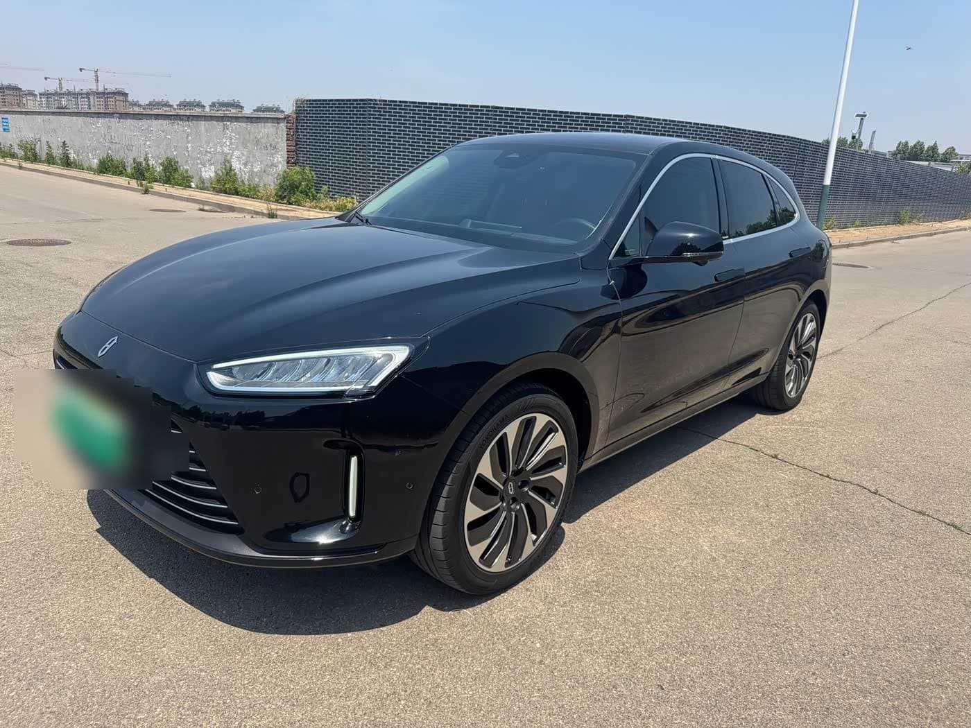 2022 AITO Wenjie AITO M5 front exterior