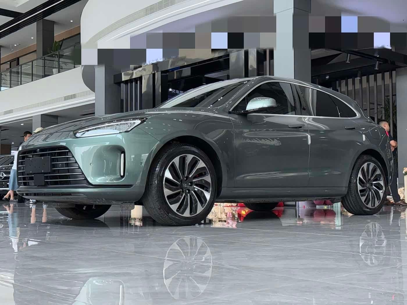 2022 AITO Wenjie AITO M5 front exterior
