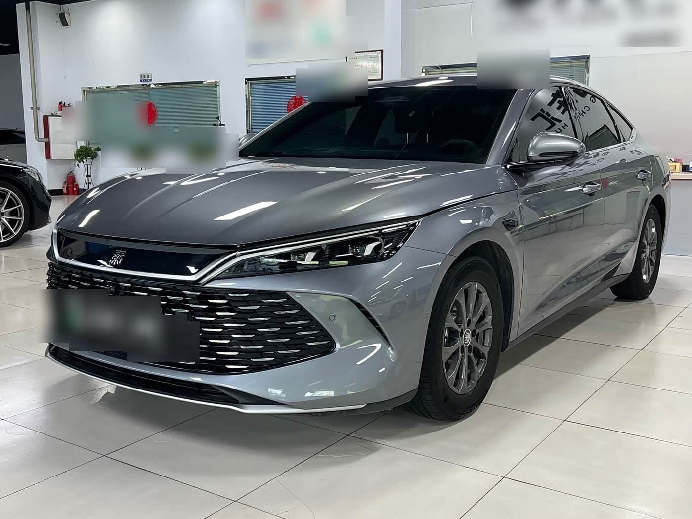 2025 BYD Qin L front exterior