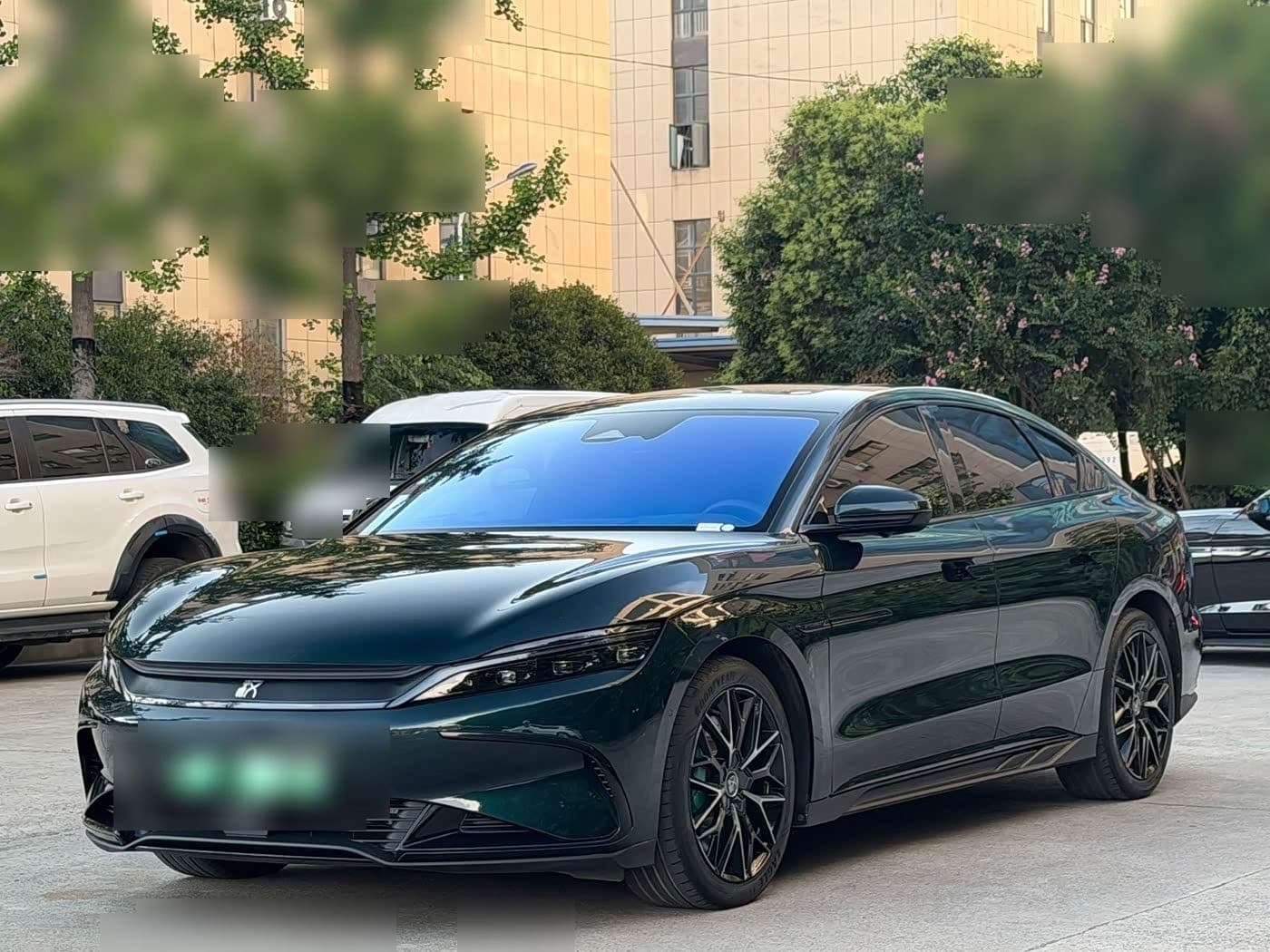 2022 BYD Han front exterior