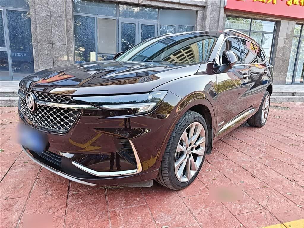 2022 Buick Envision Plus front exterior