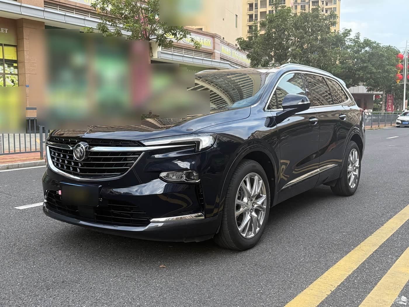 2022 Buick Enclave front exterior
