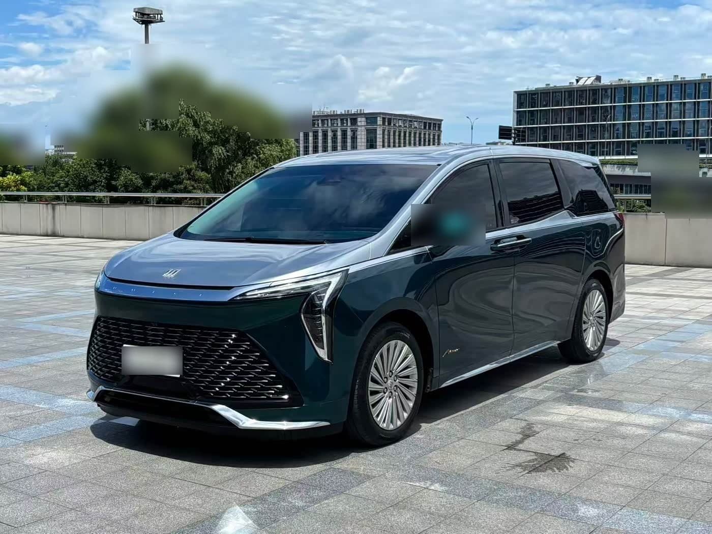 2022 Buick Century front exterior