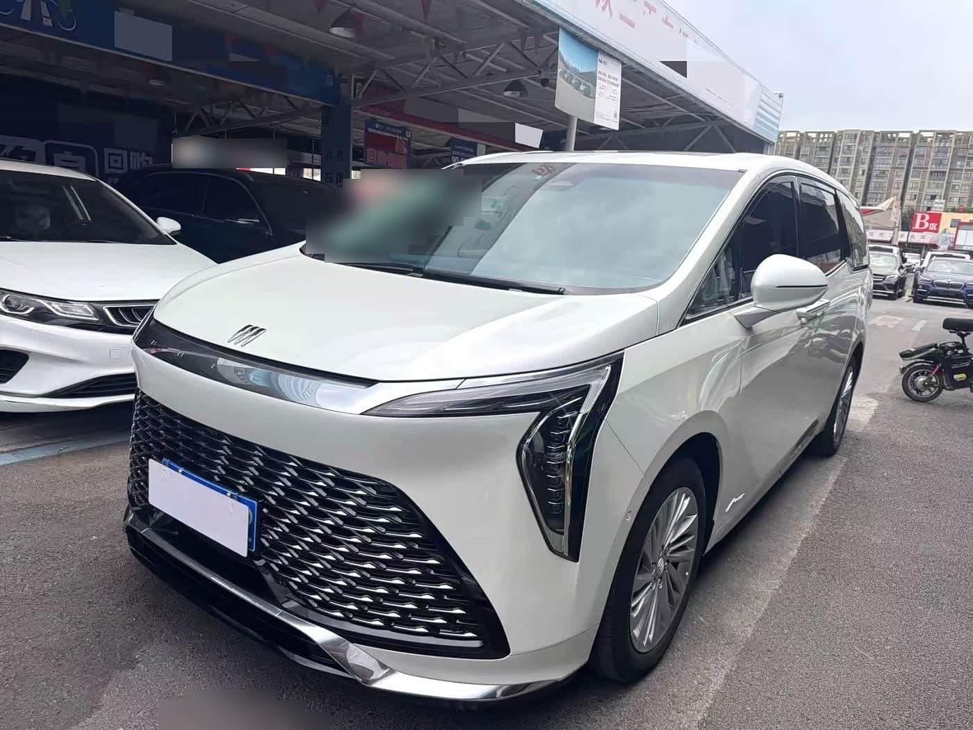 2022 Buick Century front exterior