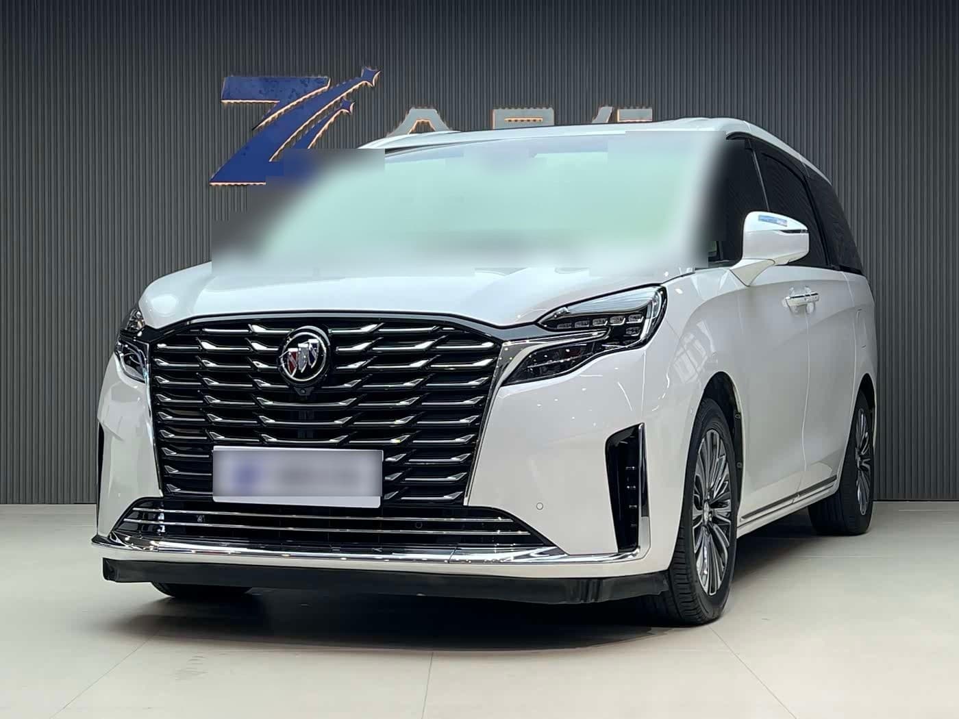 2022 Buick GL8 front exterior