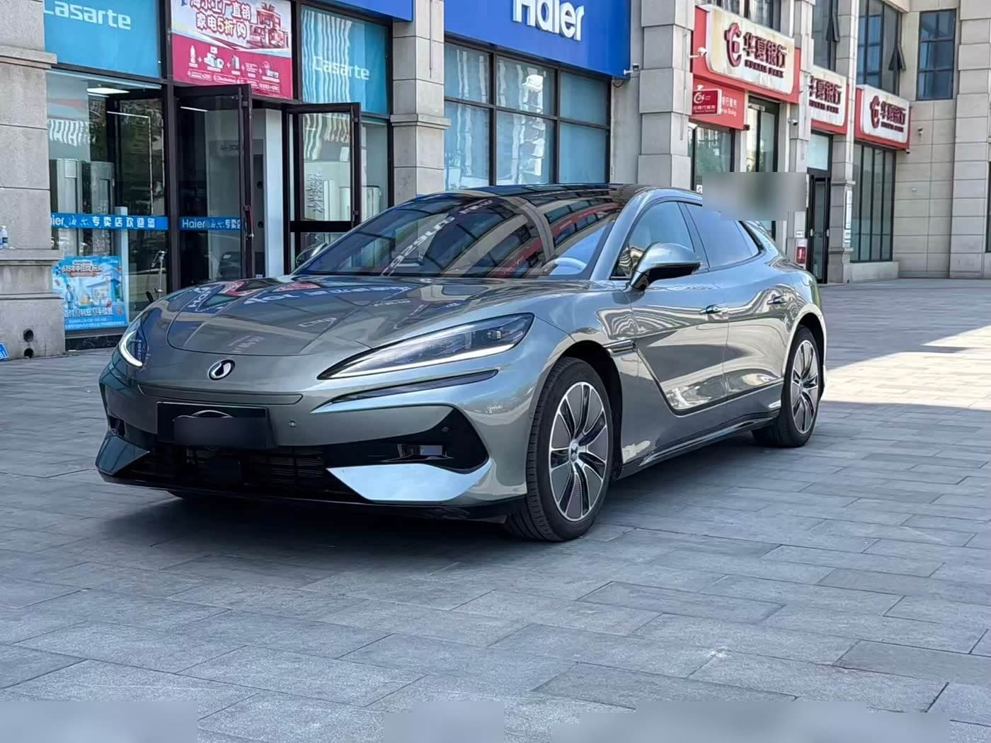 2024 Denza Z9GT front exterior