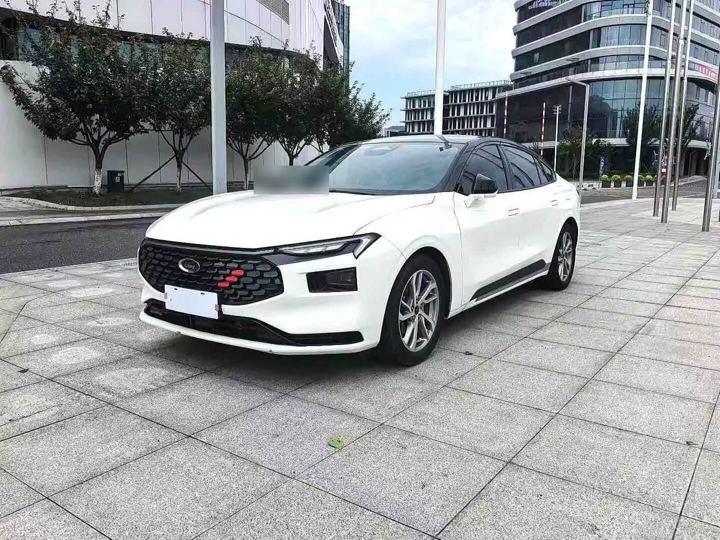 2022 Ford Mondeo front exterior