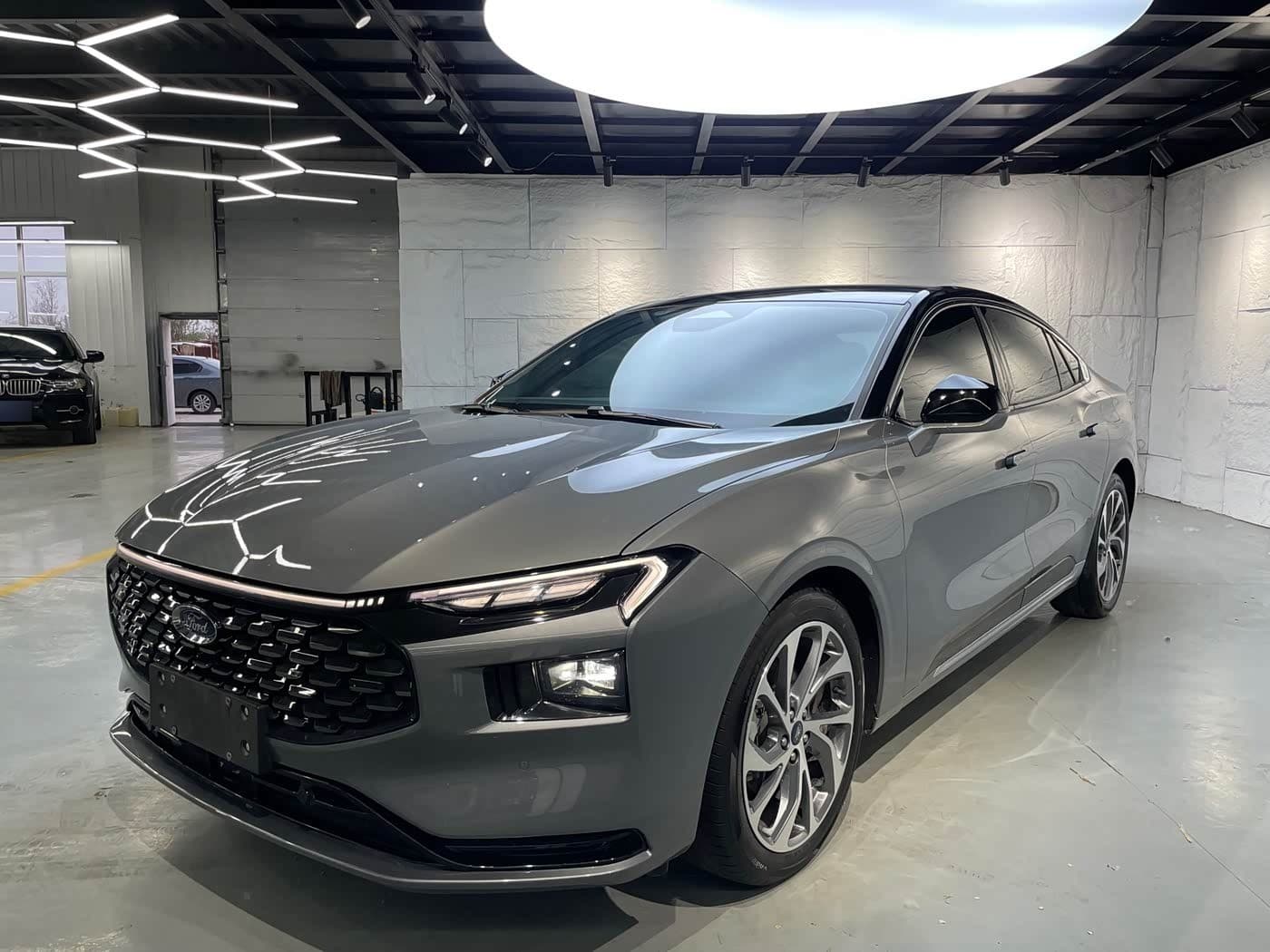 2022 Ford Mondeo front exterior
