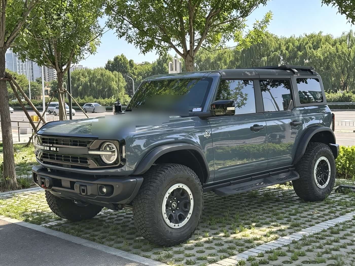 2024 Ford Bronco front exterior