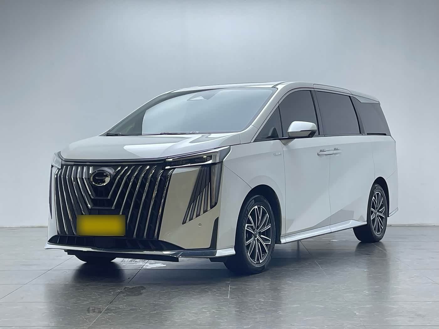 2023 GAC Trumpchi Trumpchi M8 front exterior
