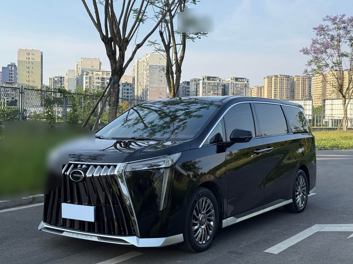 2022 GAC Trumpchi Trumpchi M8 front exterior