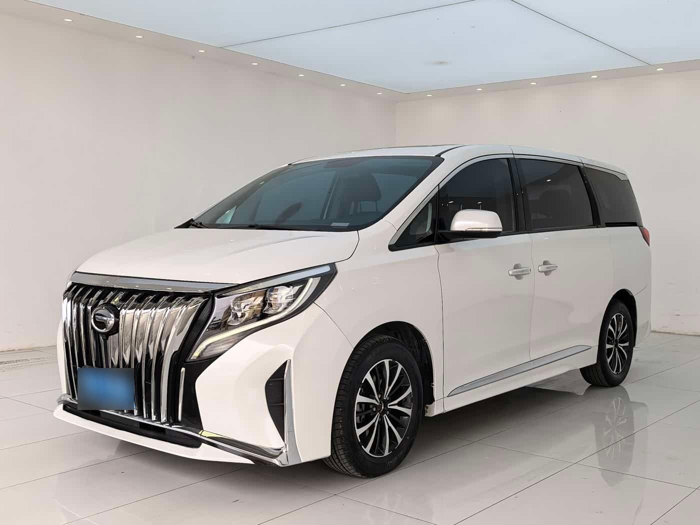 2022 GAC Trumpchi Trumpchi M8 front exterior