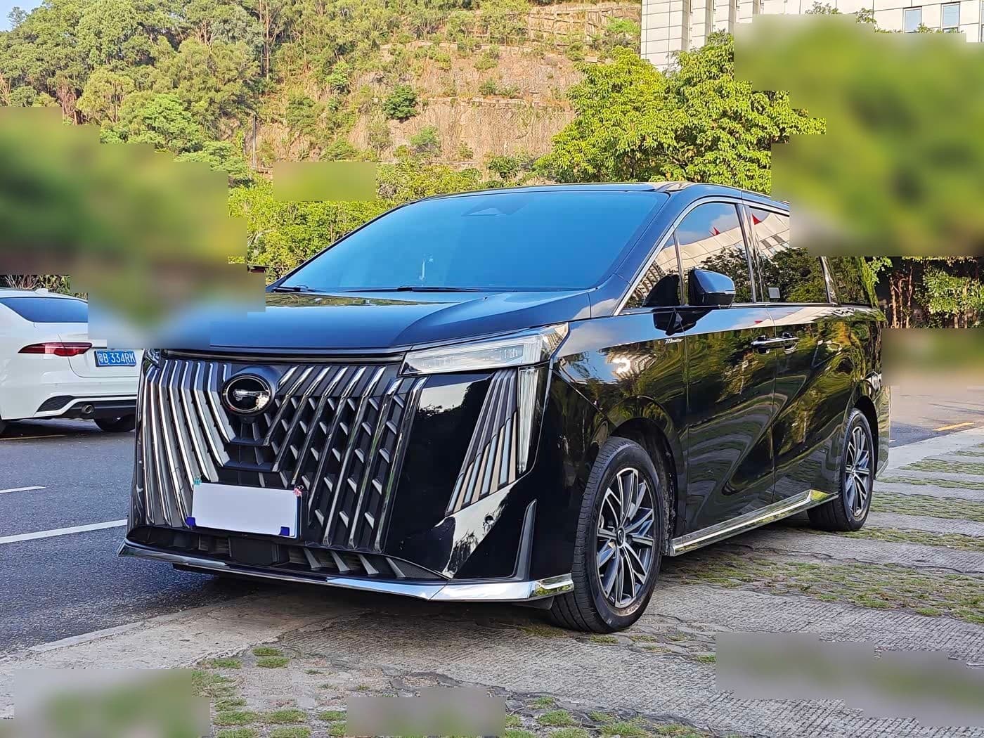 2023 GAC Trumpchi Trumpchi M8 front exterior