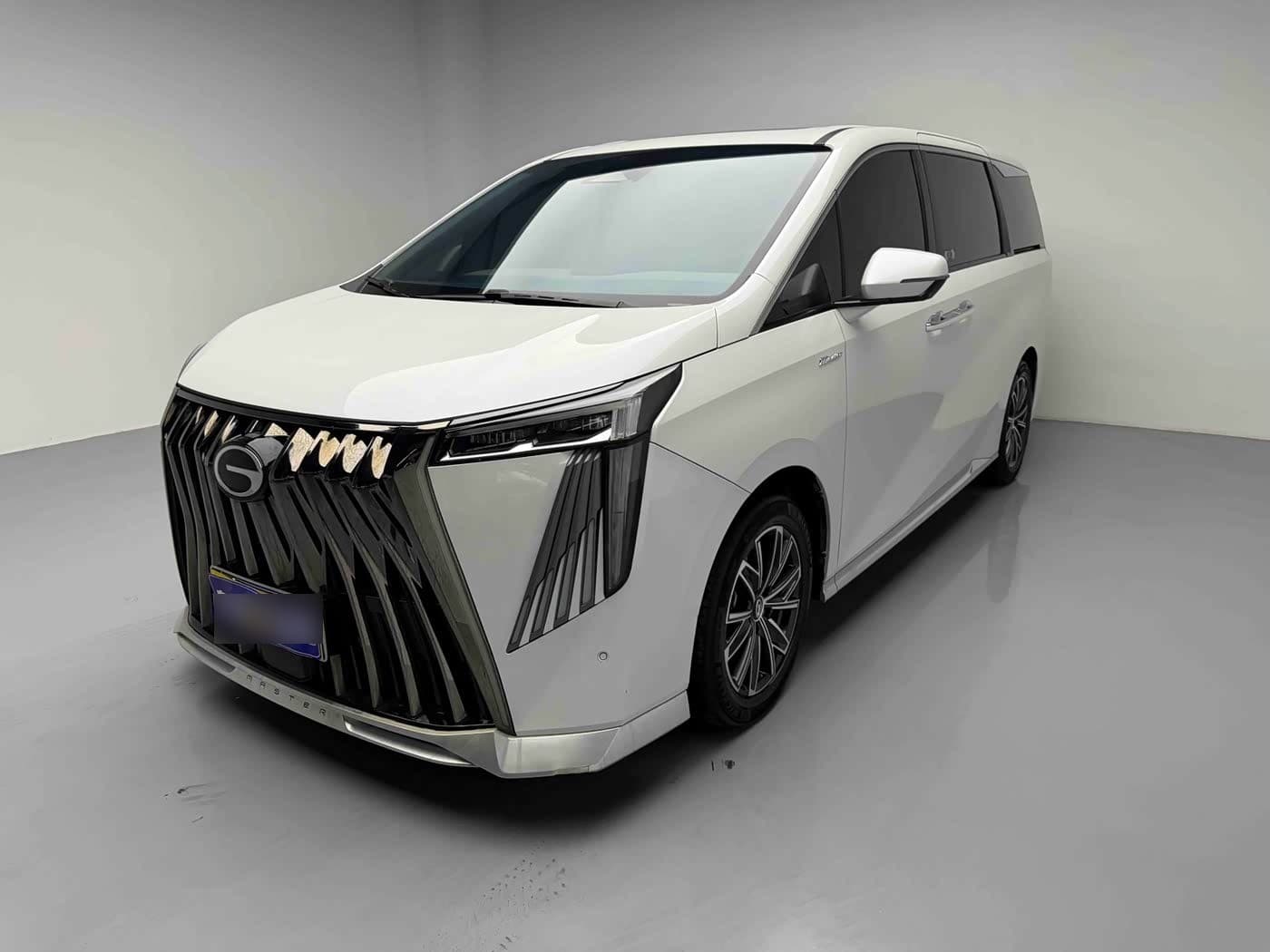 2023 GAC Trumpchi Trumpchi M8 front exterior