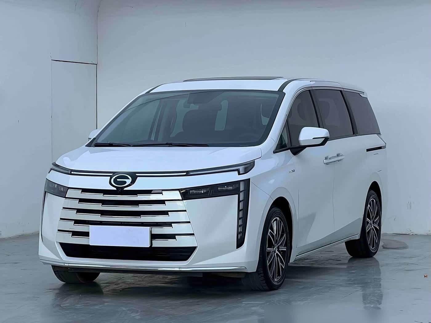 2023 GAC Trumpchi Trumpchi E8 NEV front exterior