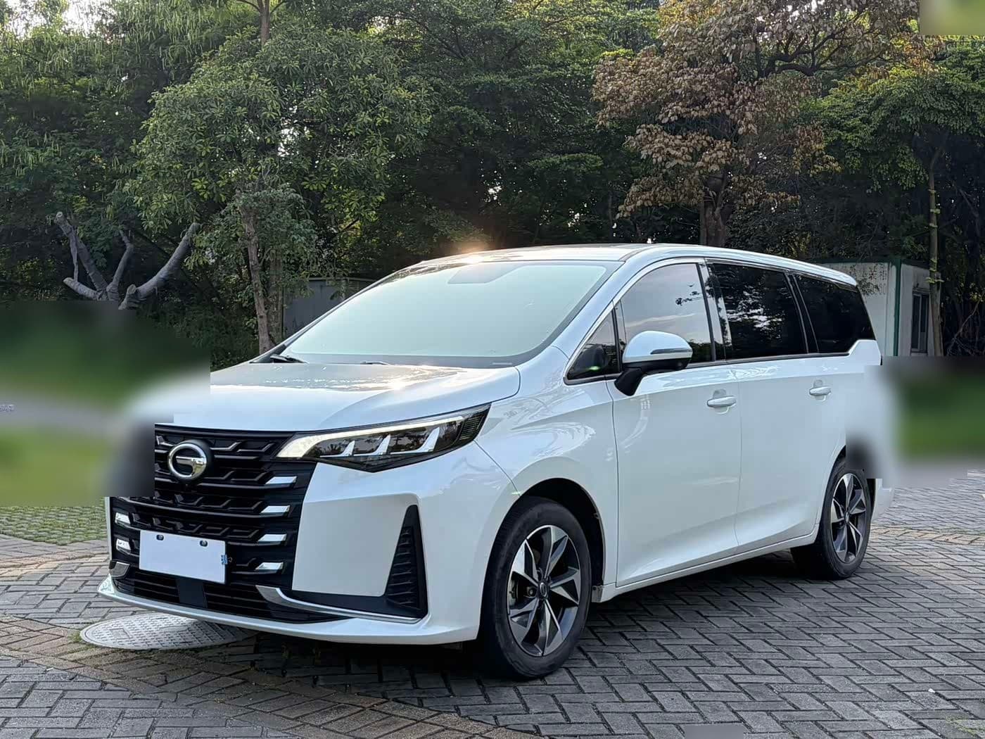 2022 GAC Trumpchi Trumpchi M6 front exterior