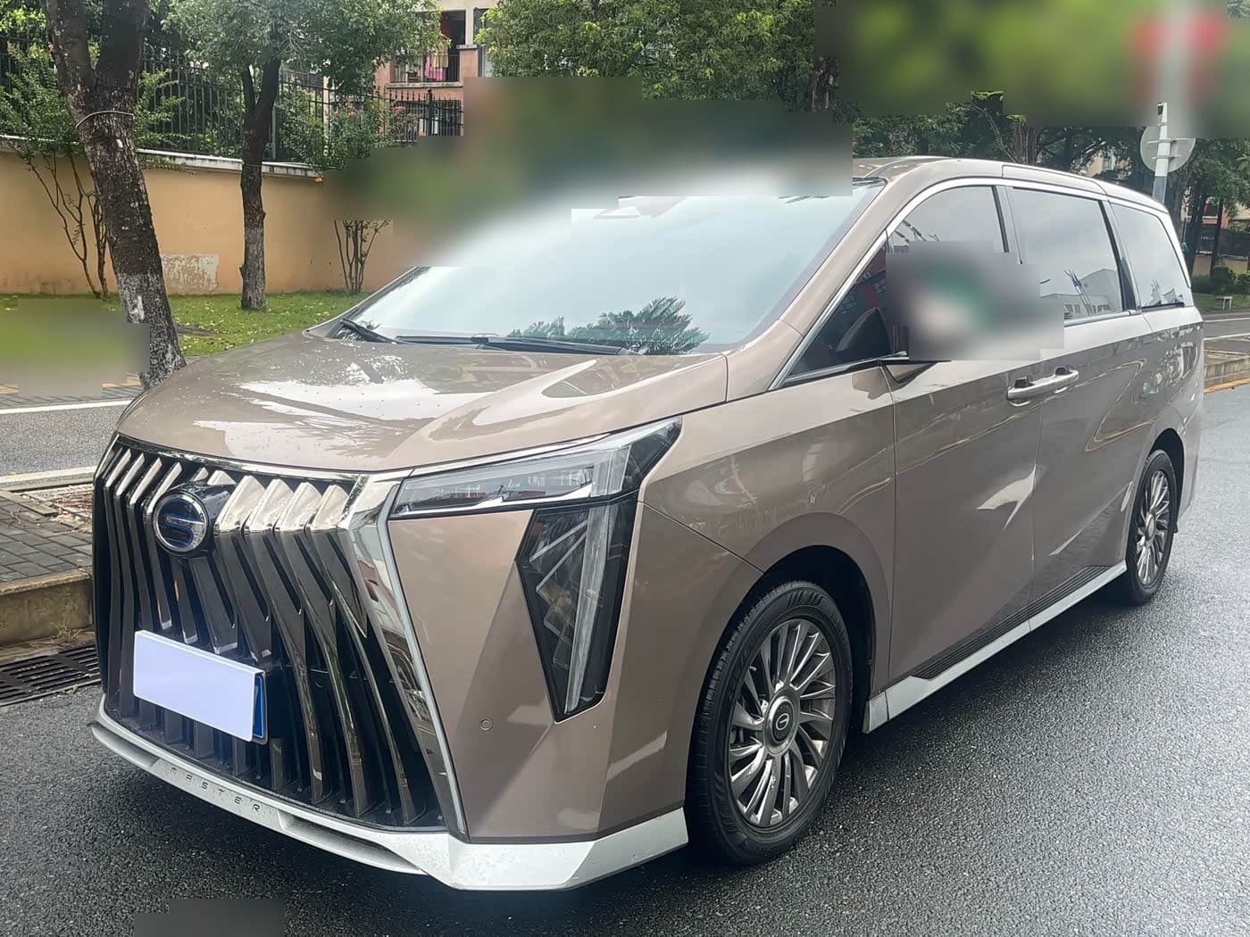 2022 GAC Trumpchi Trumpchi M8 front exterior