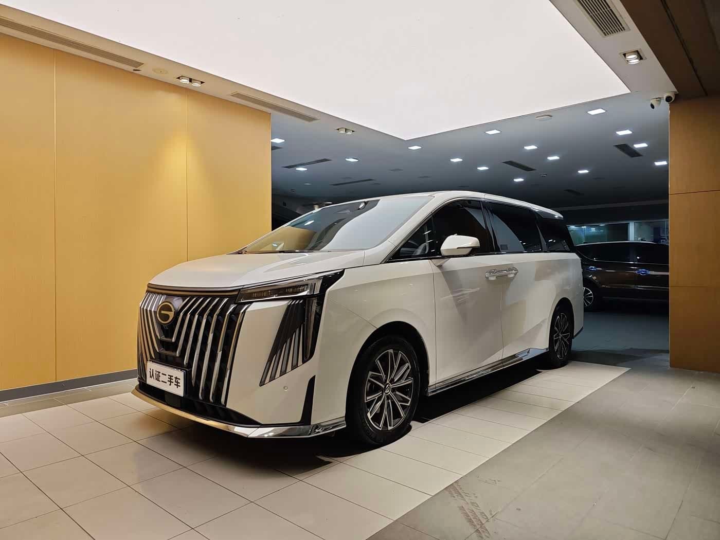2023 GAC Trumpchi Trumpchi M8 front exterior
