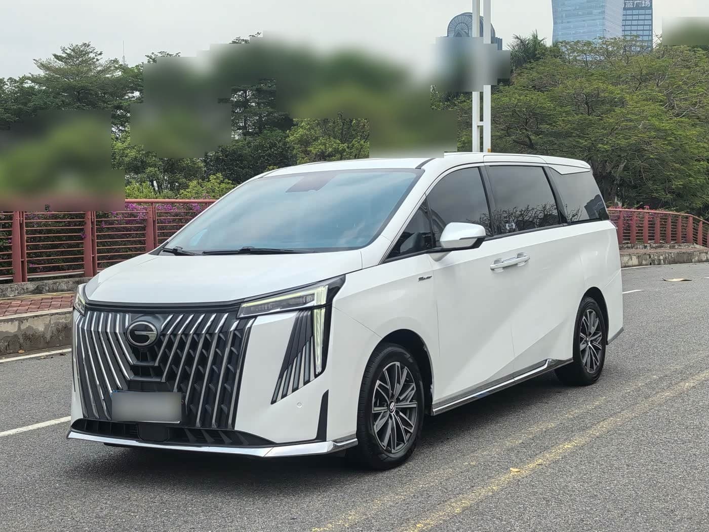 2023 GAC Trumpchi Trumpchi M8 front exterior
