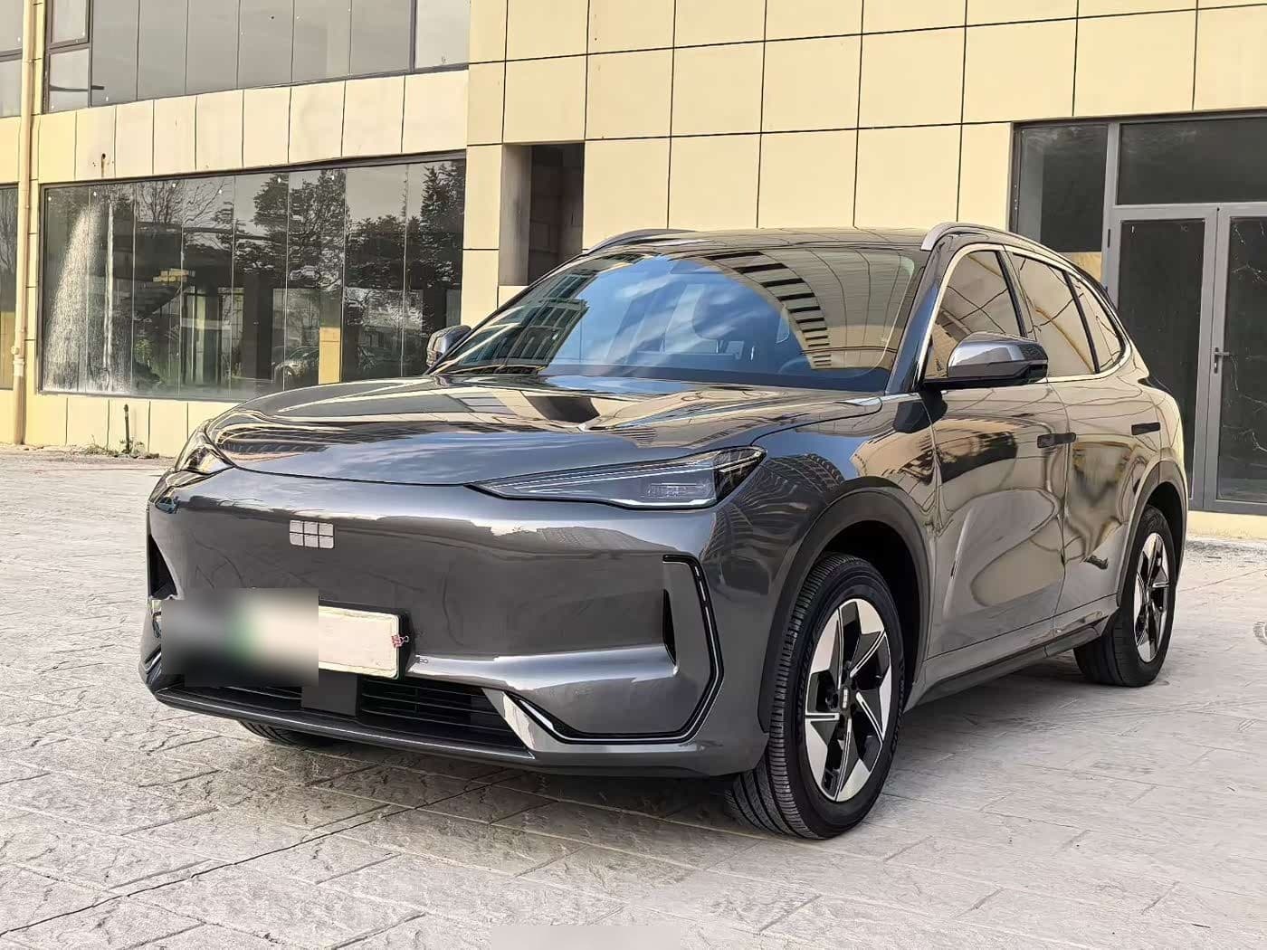 2024 Geely Galaxy Galaxy E5 front exterior