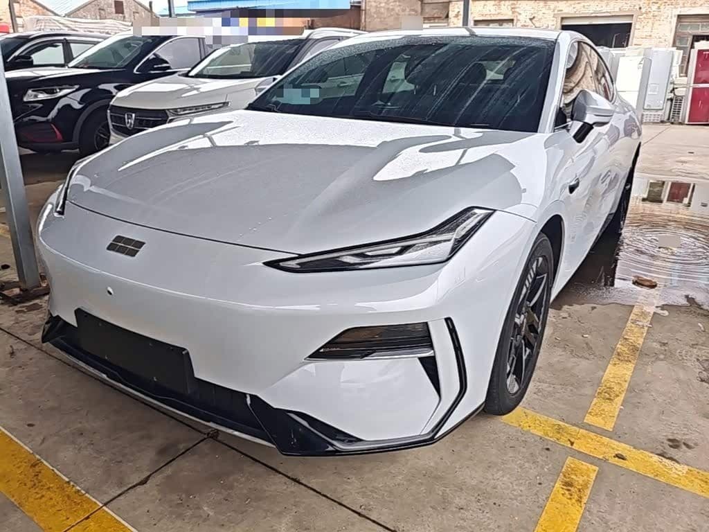 2024 Geely Galaxy Galaxy E8 front exterior