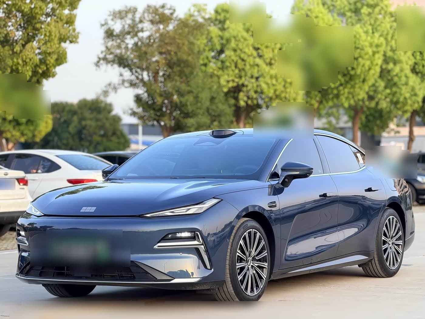 2025 Geely Galaxy Galaxy Xingyao 8 front exterior