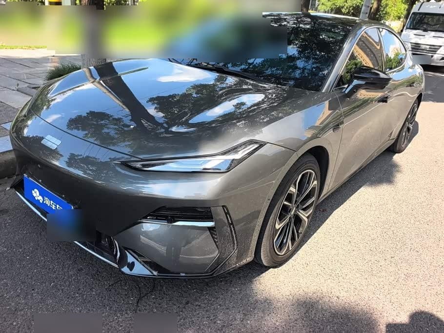 2025 Geely Galaxy Galaxy E8 front exterior