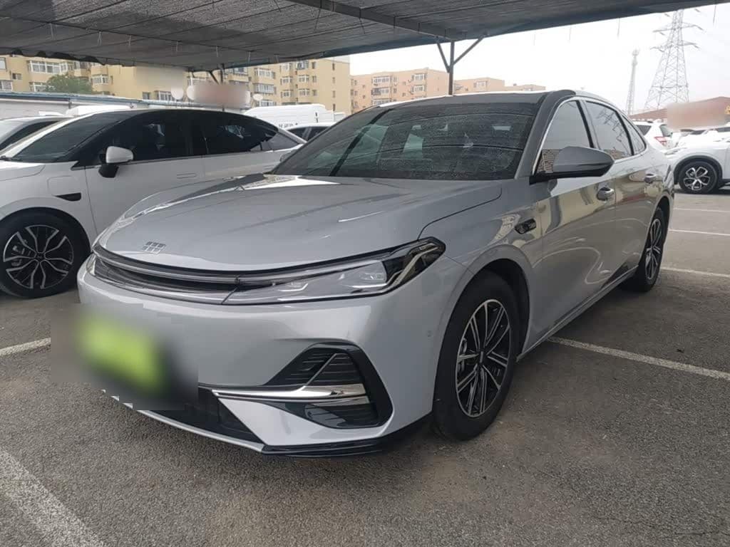 2025 Geely Galaxy Galaxy A7 front exterior