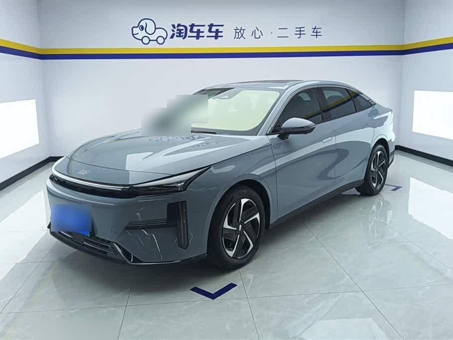 2024 Geely Galaxy Galaxy L6 front exterior