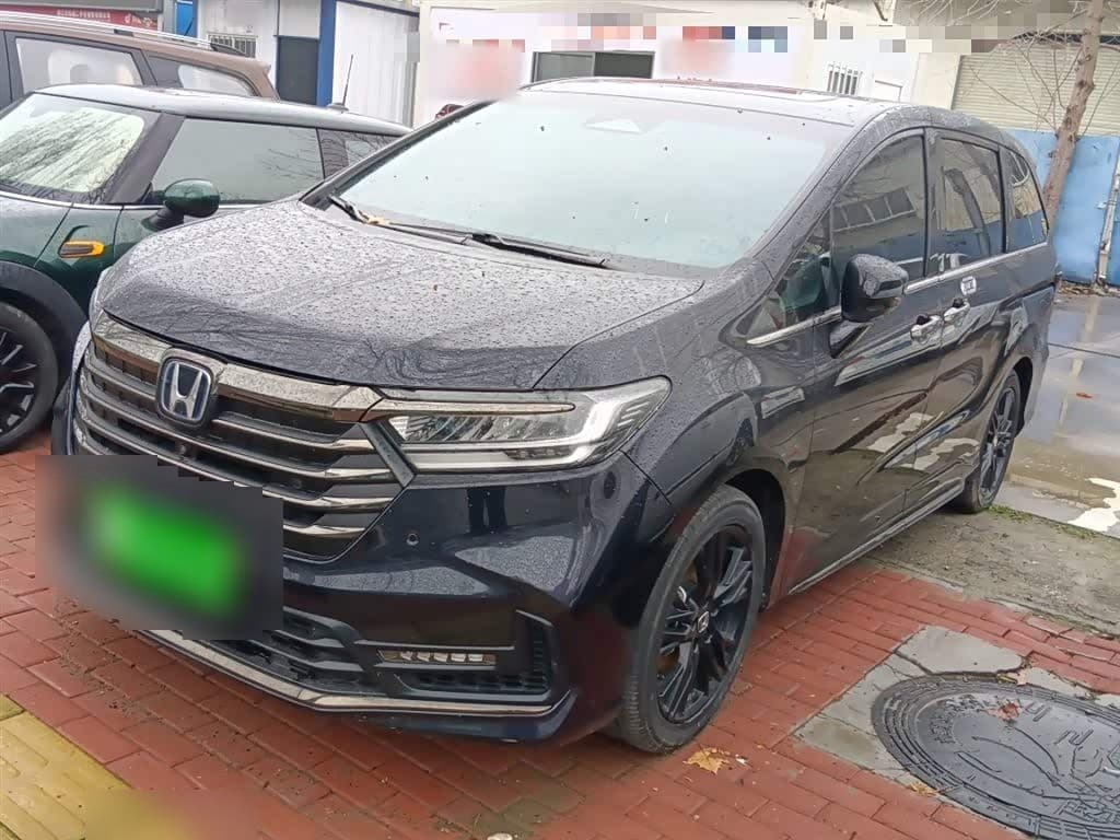 2023 Honda Odyssey front exterior