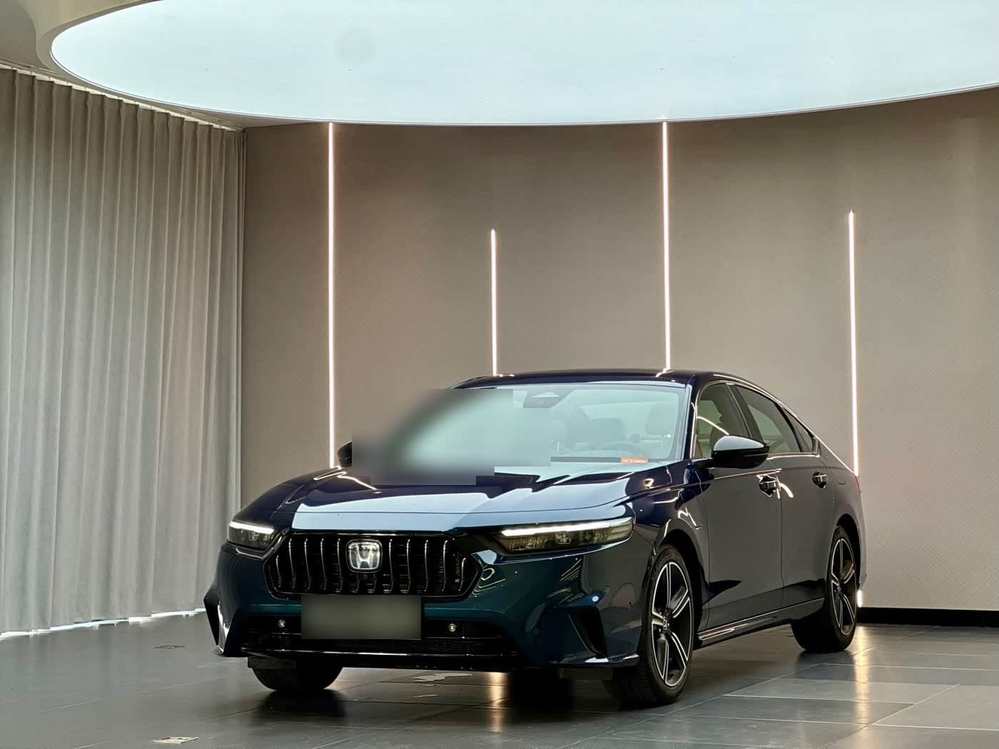 2023 Honda Inspire Hybrid front exterior