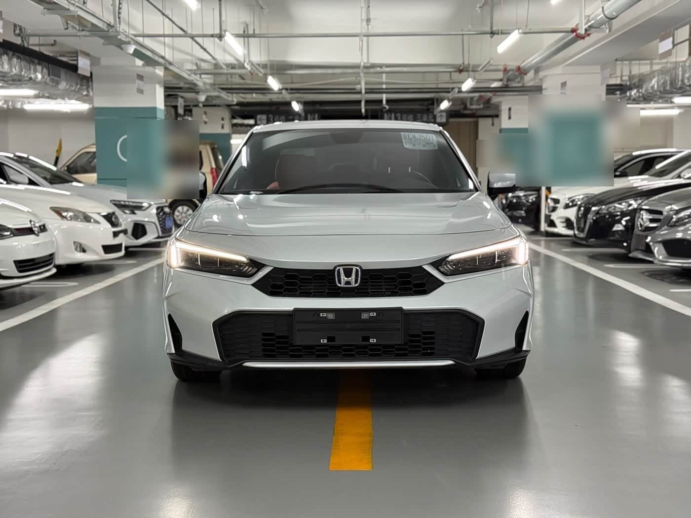 2025 Honda Civic front exterior