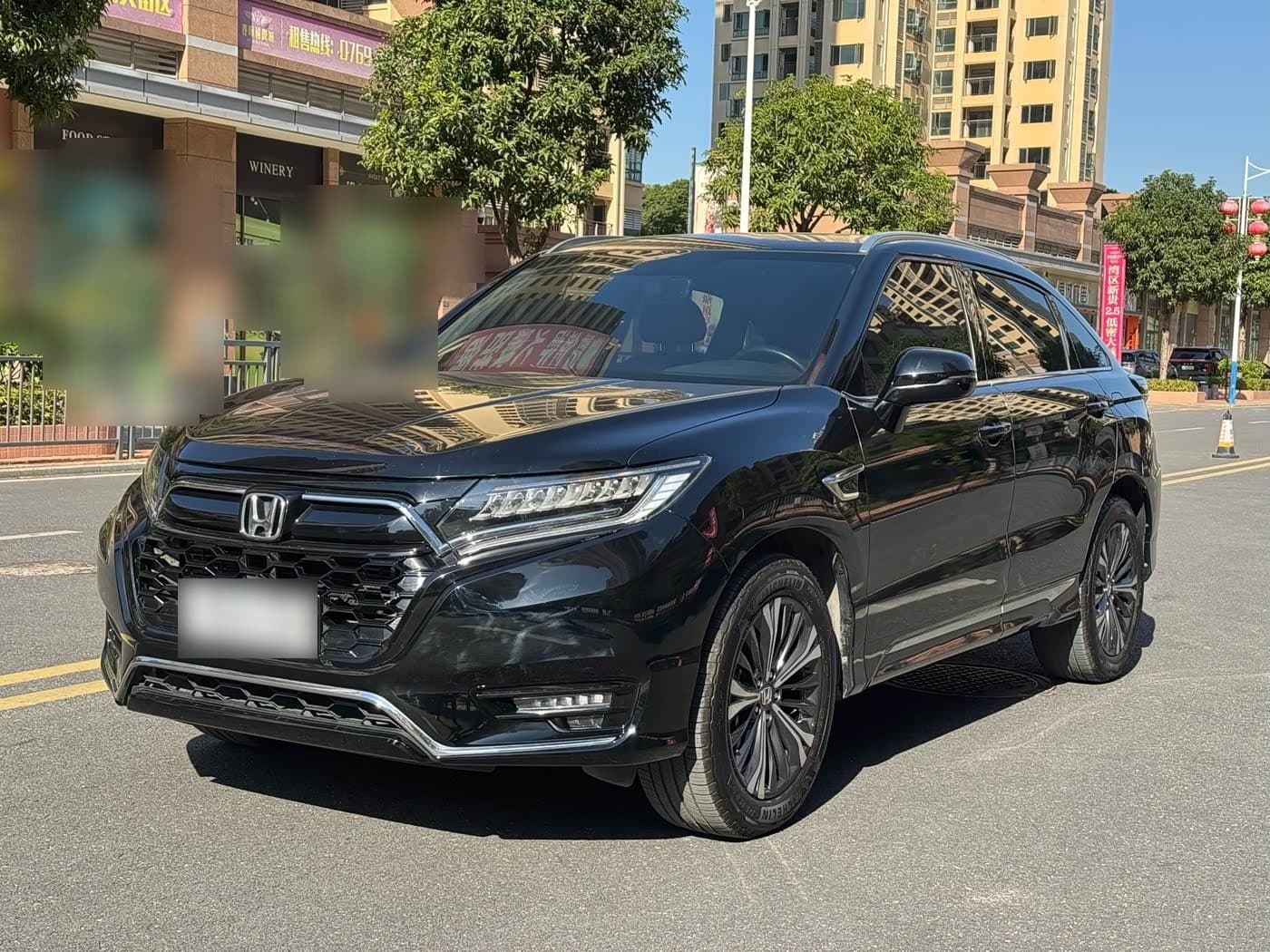 2023 Honda UR-V front exterior