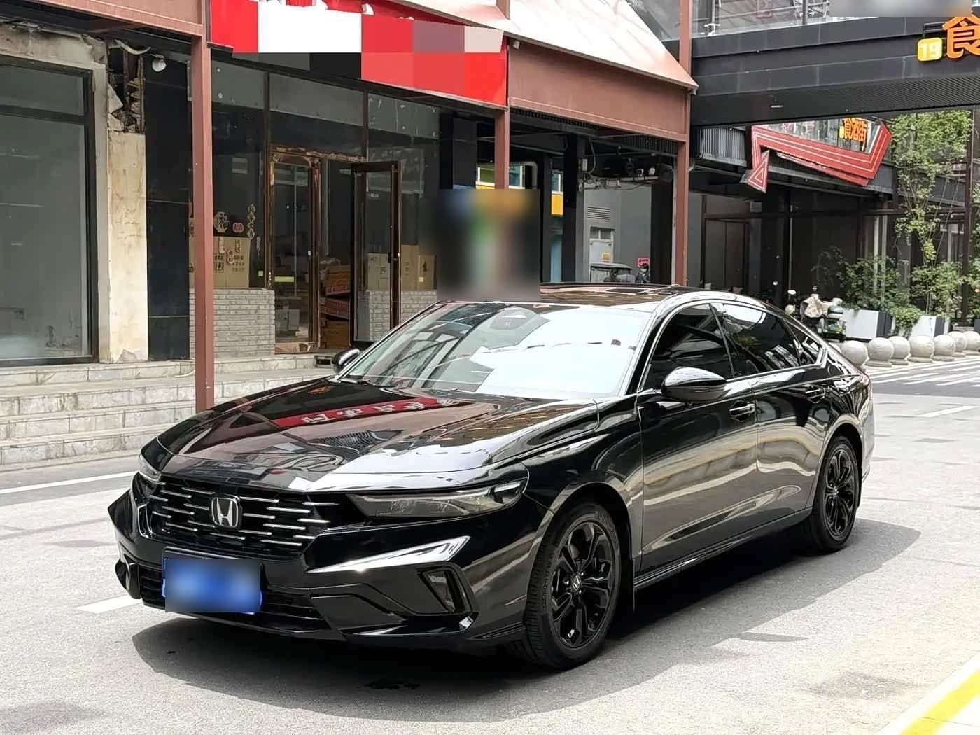 2025 Honda Accord front exterior