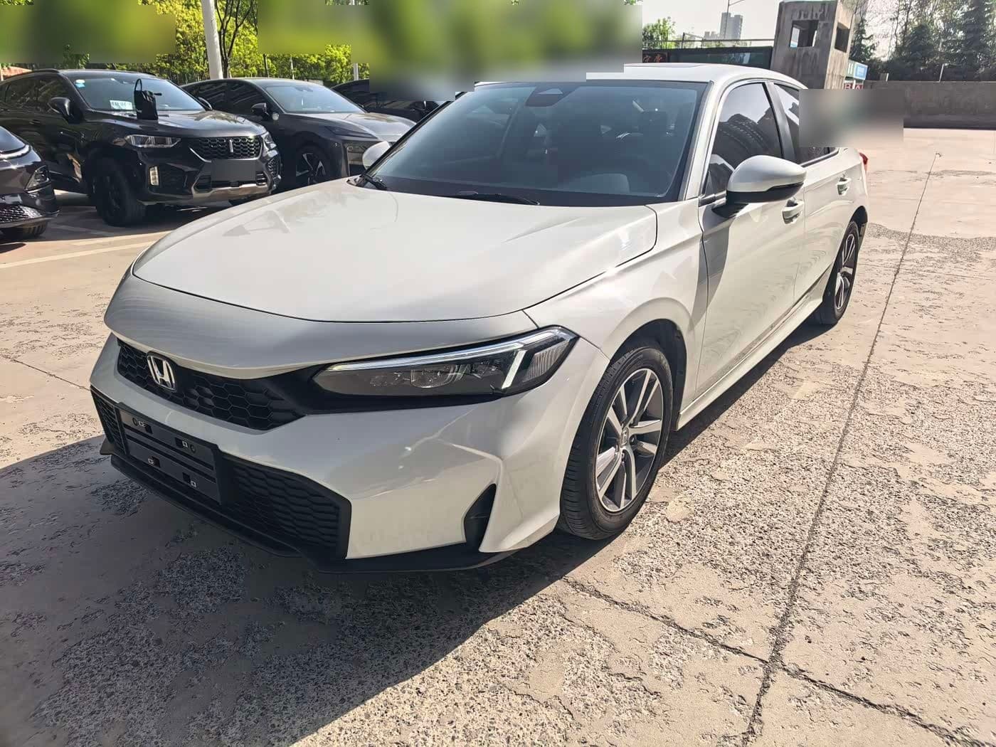 2025 Honda Civic front exterior