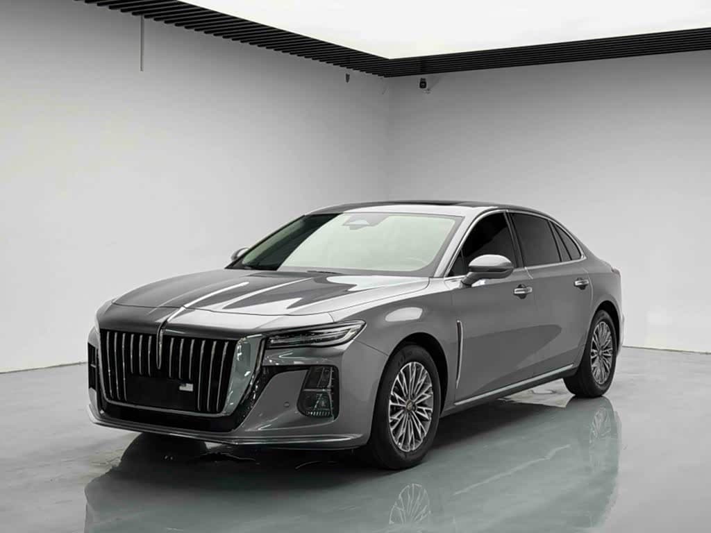2022 Hongqi H5 front exterior