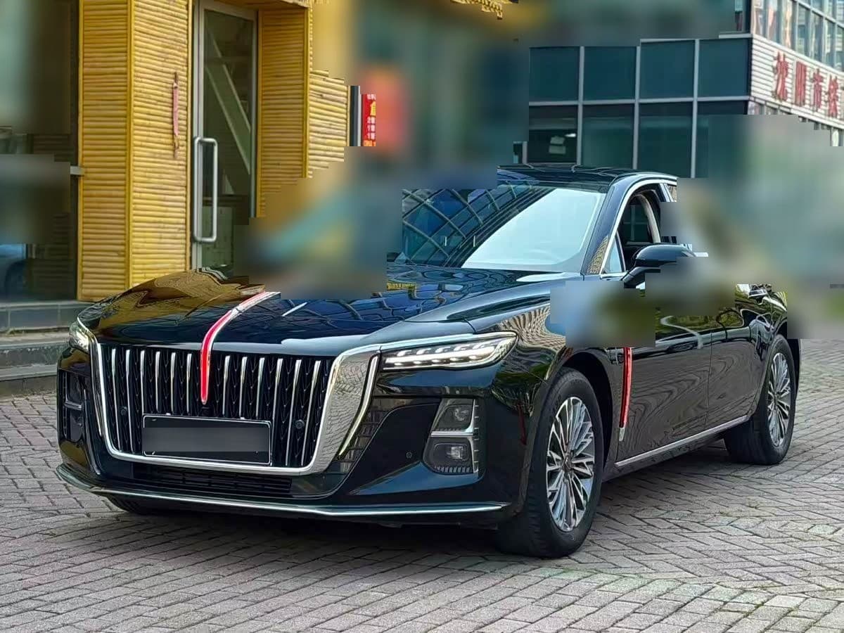 2022 Hongqi H5 front exterior