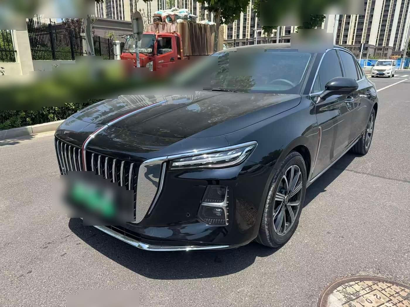2025 Hongqi H5 PHEV front exterior