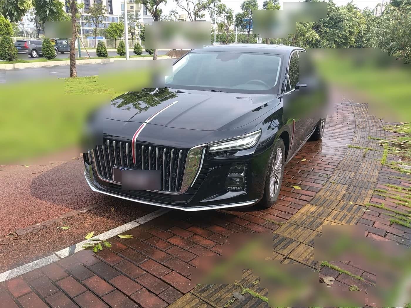 2022 Hongqi H5 front exterior