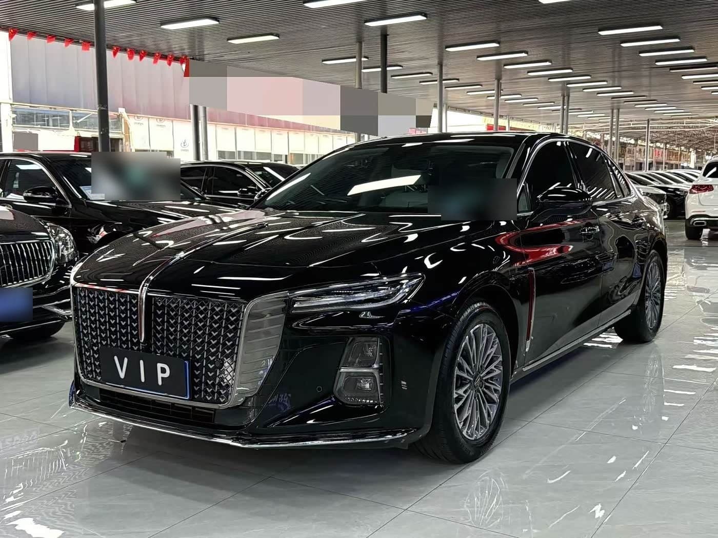 2023 Hongqi H5 front exterior