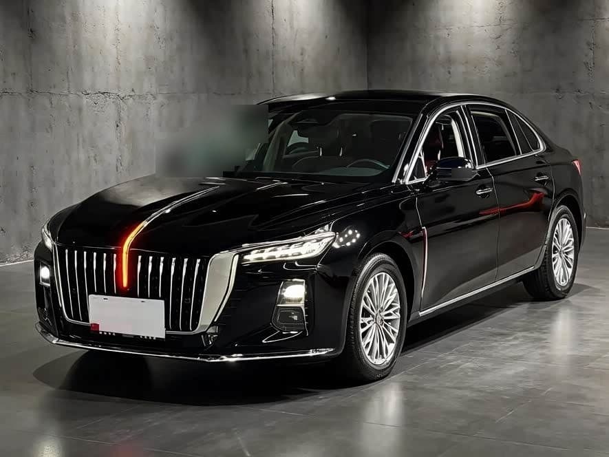 2022 Hongqi H5 front exterior
