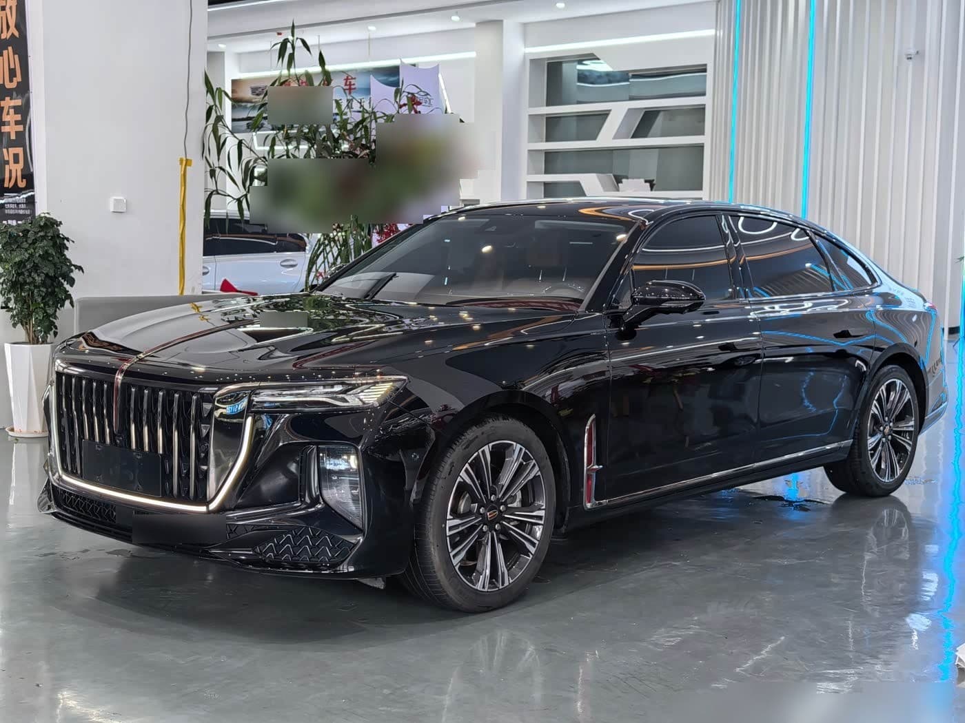 2023 Hongqi H9 front exterior