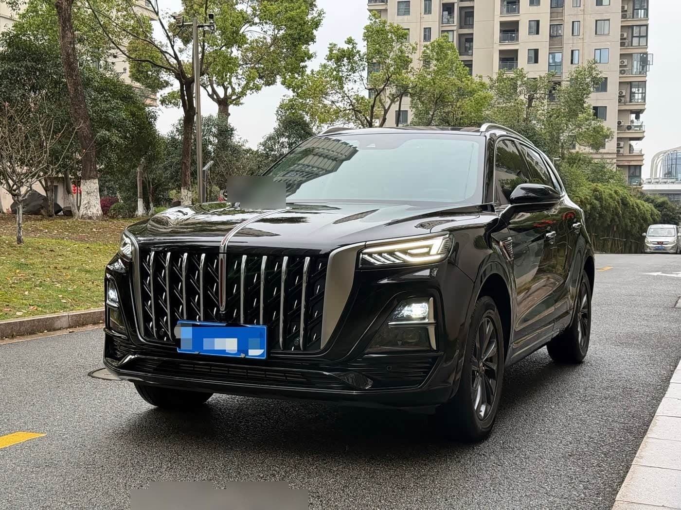 2024 Hongqi HS5 front exterior