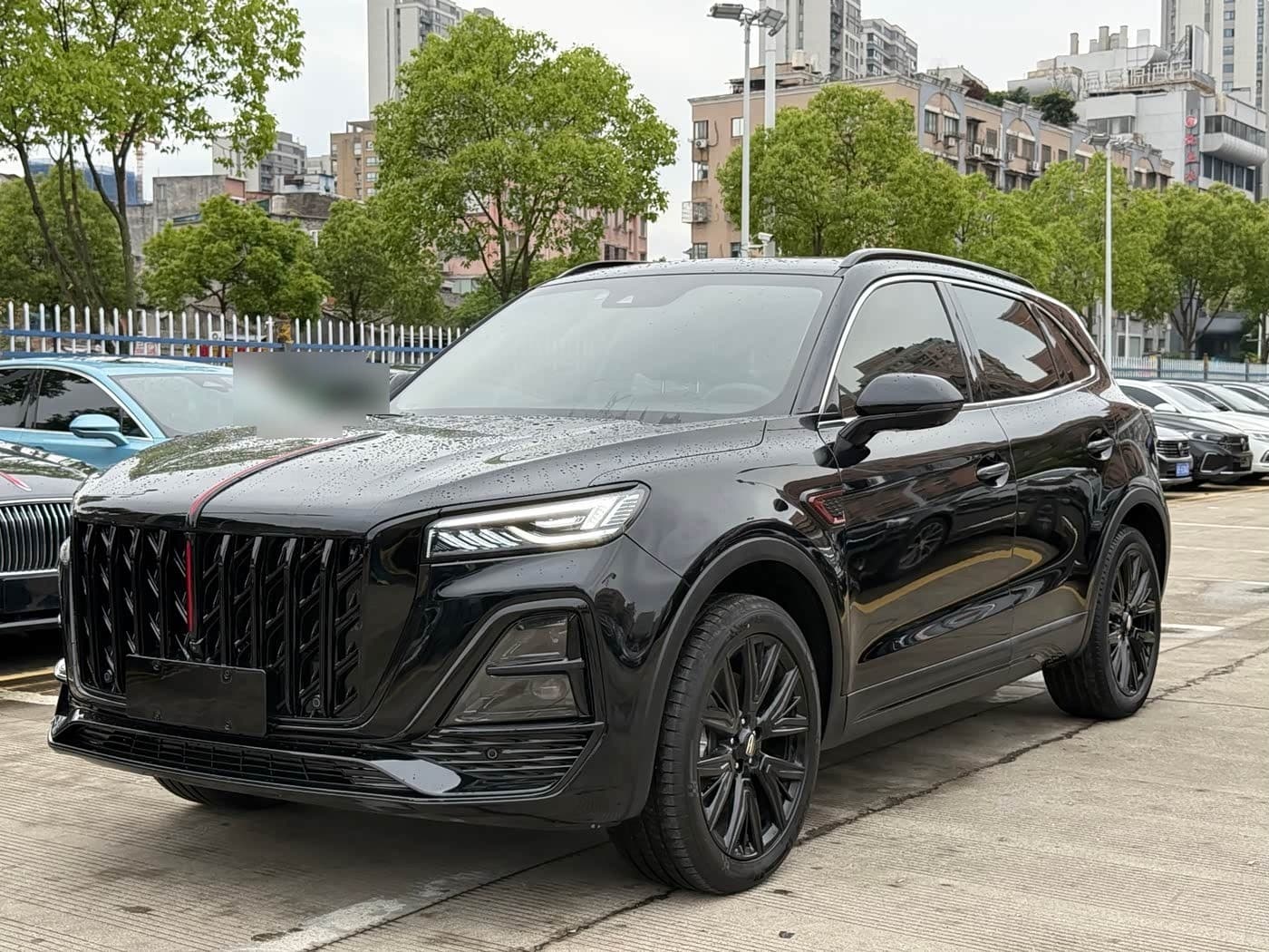 2024 Hongqi HS5 front exterior
