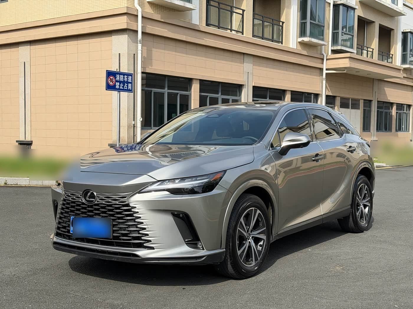 2024 Lexus RX front exterior
