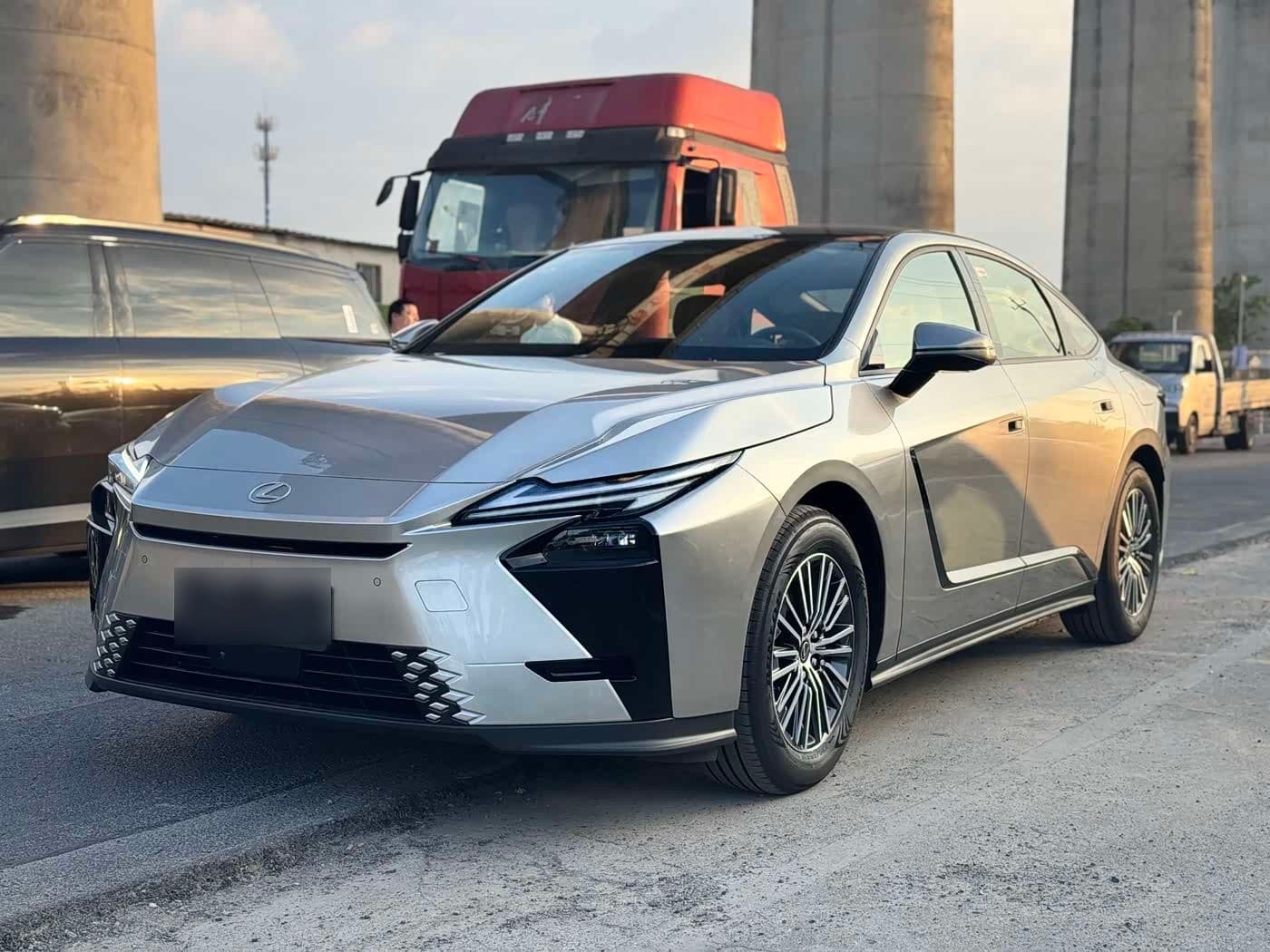 2026 Lexus ES front exterior