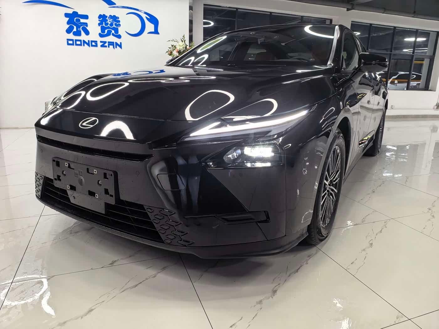 2026 Lexus ES front exterior