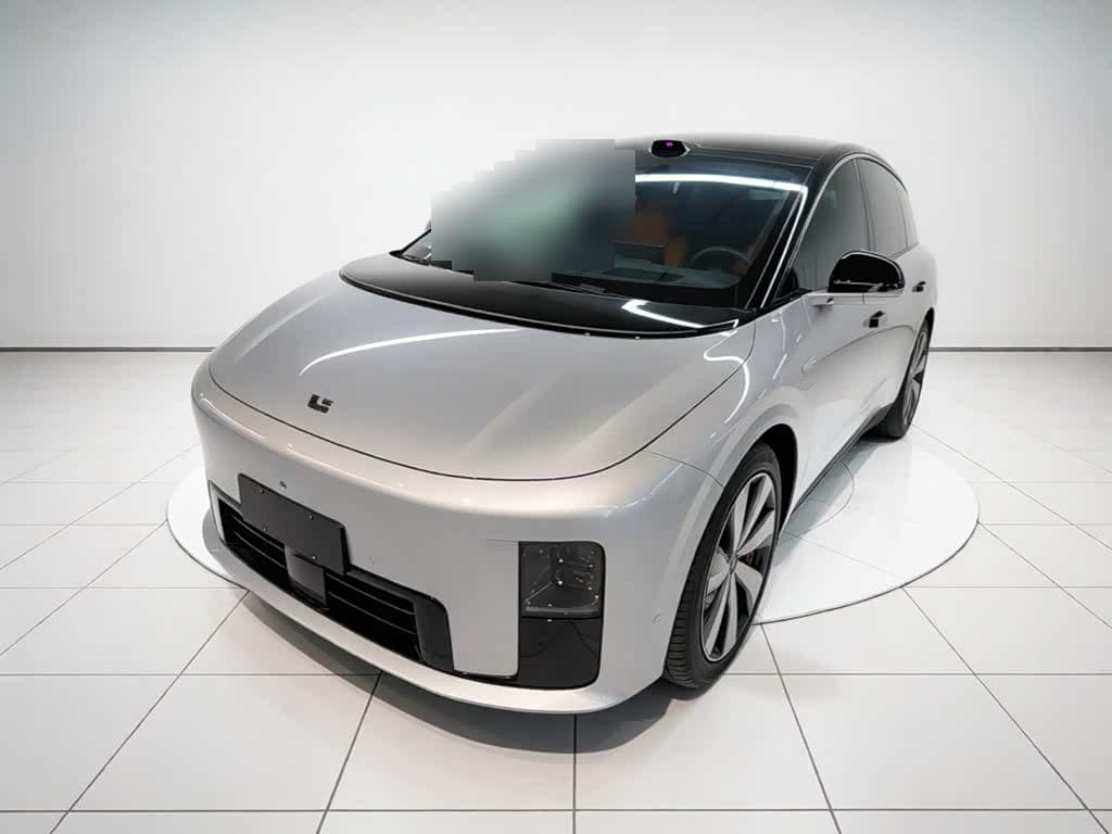 2025 Li Auto Li i8 front exterior